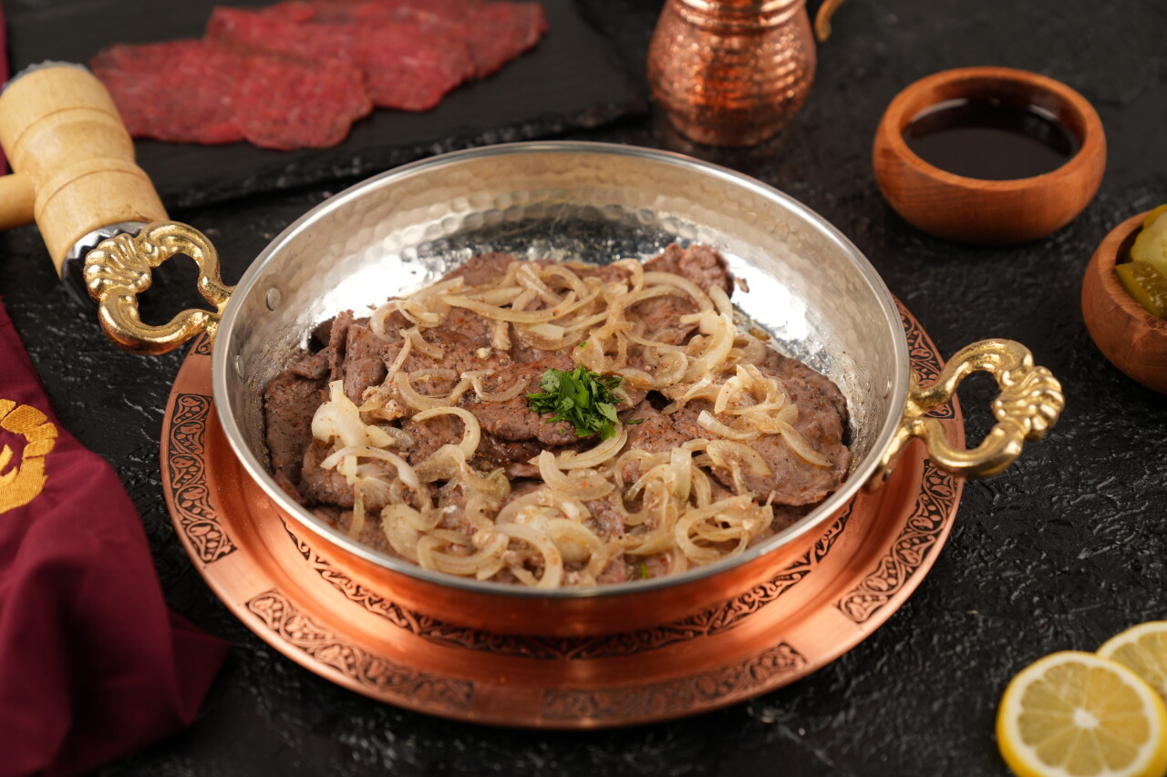 صينية شرحات لحم